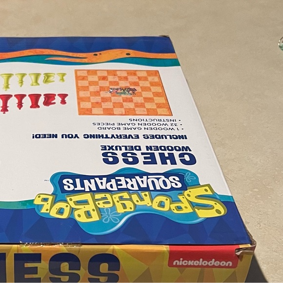 SpongeBob Squarepants Chess Game NWB - Picture 4 of 4